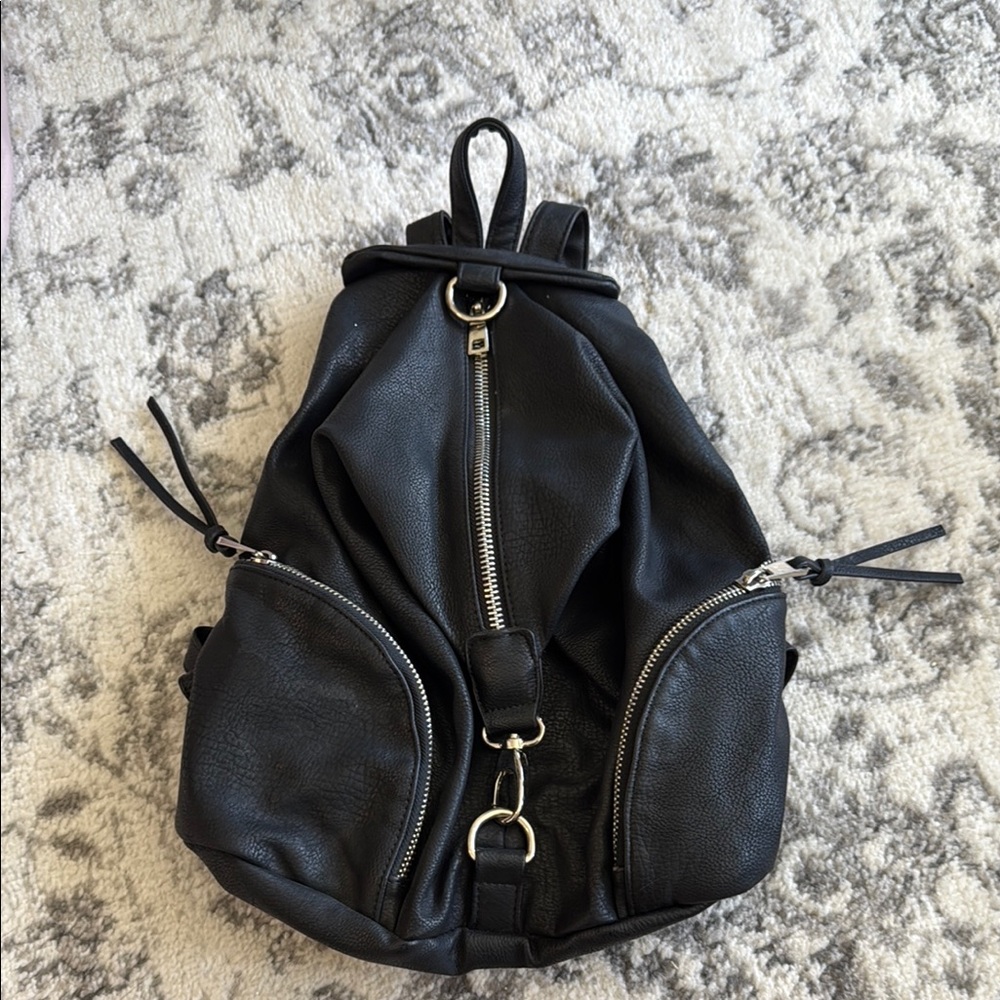 Black SR2 Real Leather Backpack | Rebecca Minkoff